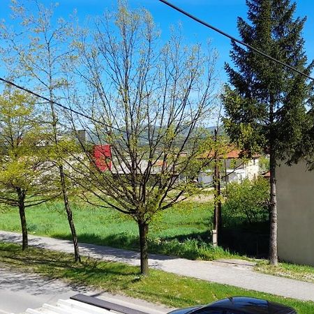 Appartamento Aura City Visoko Esterno foto